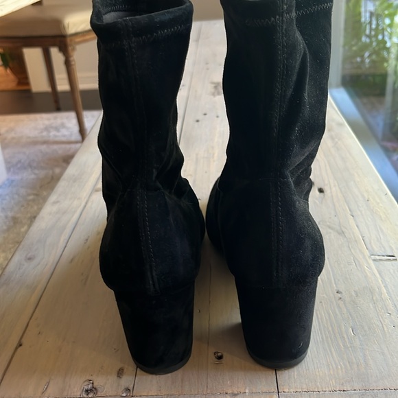 New. Stuart Weitzman Yuliana 60 Stretch Suede Ankle Boots in Black Size 8.5 - Picture 7 of 9